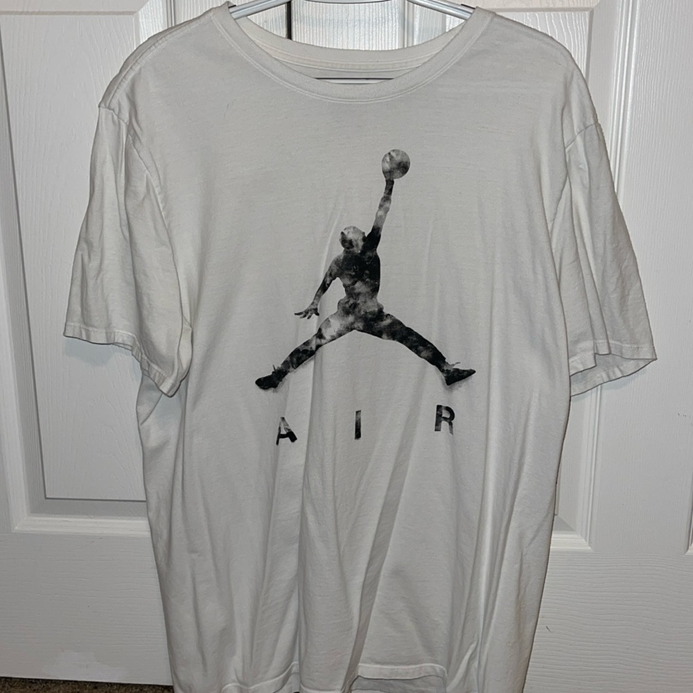 Men’s size XL Jordan tshirt